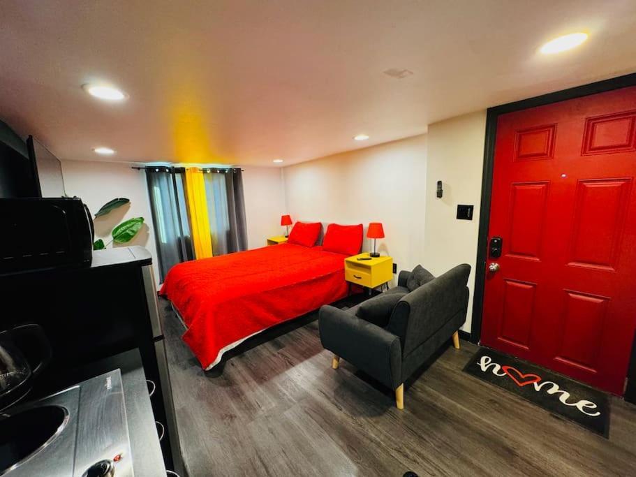 New Tiny Home Uptown 凤凰城 外观 照片