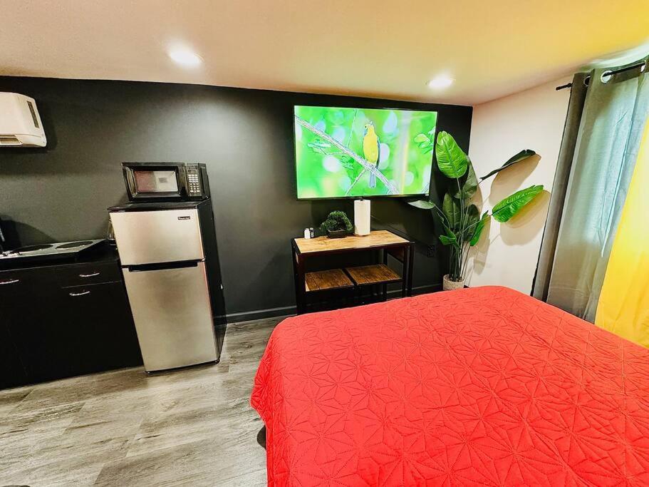 New Tiny Home Uptown 凤凰城 外观 照片