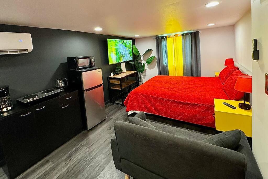 New Tiny Home Uptown 凤凰城 外观 照片